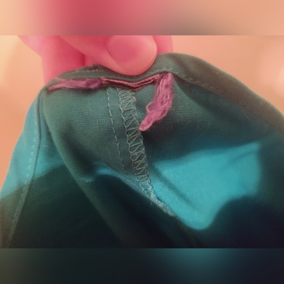 Women's Cherokee Workwear Teal Scrub Top - Picture 3 of 3